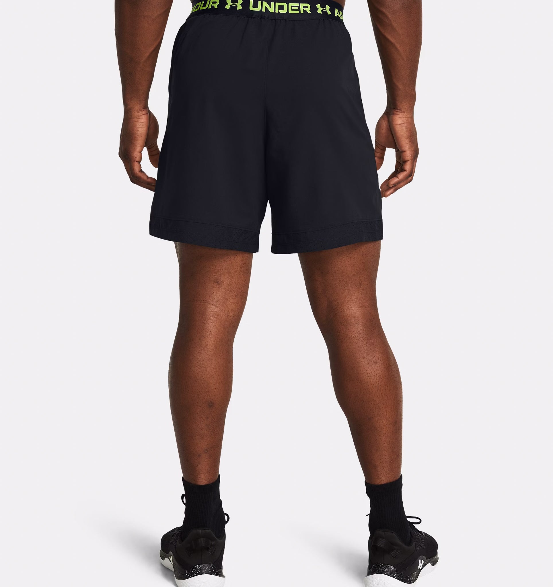 Shorts UA Vanish Woven 15 cm da uomo